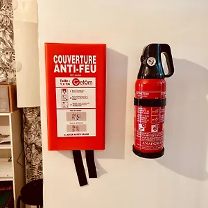 https://cahors-t3-neuf-le-bartassec-wifi-parking.midi-pyreneeshotels.com